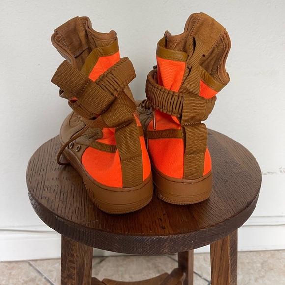 Size 8.5 - Nike SF Air Force 1 Desert Ochre - Picture 2 of 7